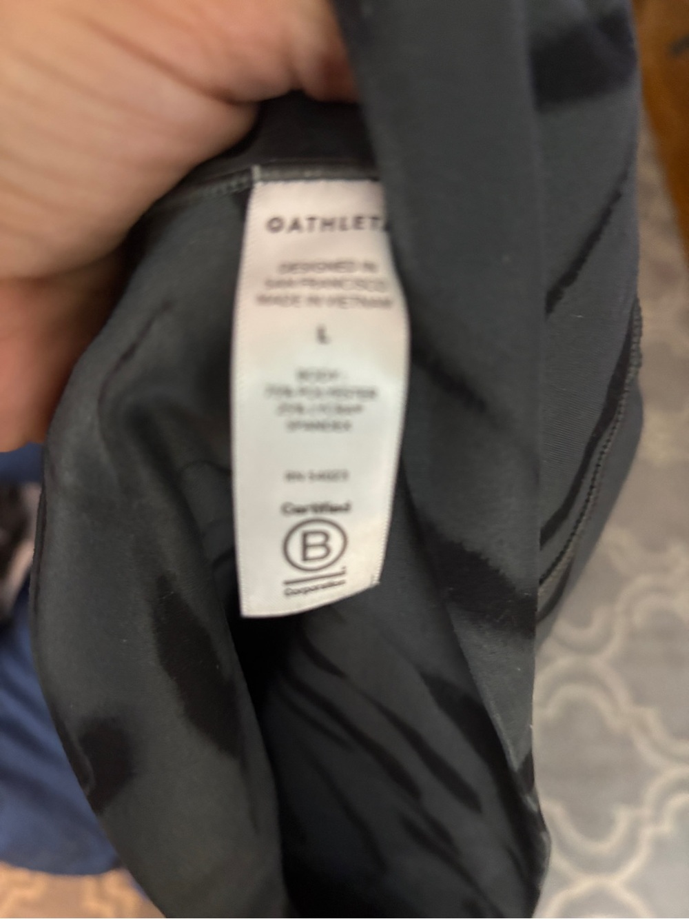 Athleta Salutation 7/8 leggings and matching sports bra (both size large) - Picture 4 of 4